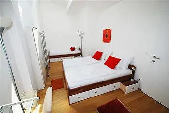 Duschel Apartments Vídeň 4*,