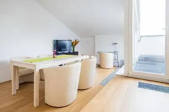 Duschel Apartments Vienna Hotel