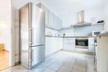 **** Hotel Duschel Apartments Vienna Austria