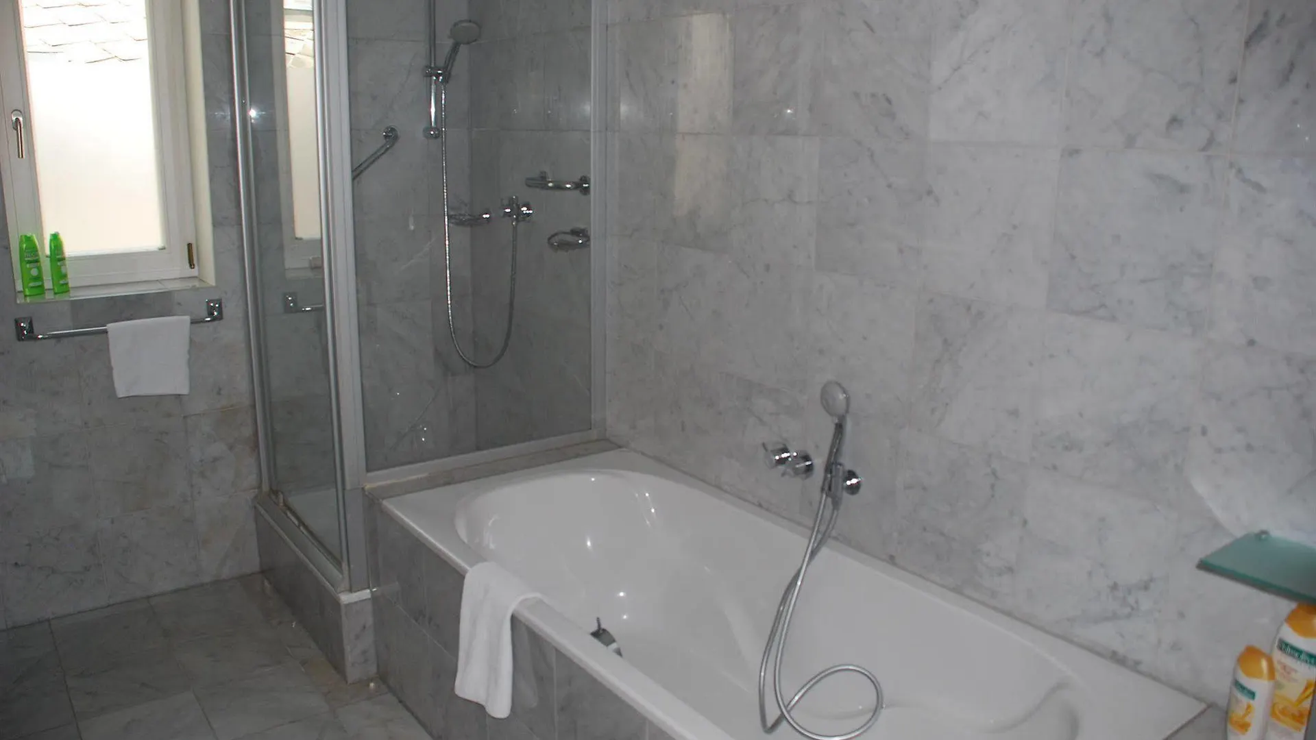 Duschel Apartments Vienna 4*,  Austria