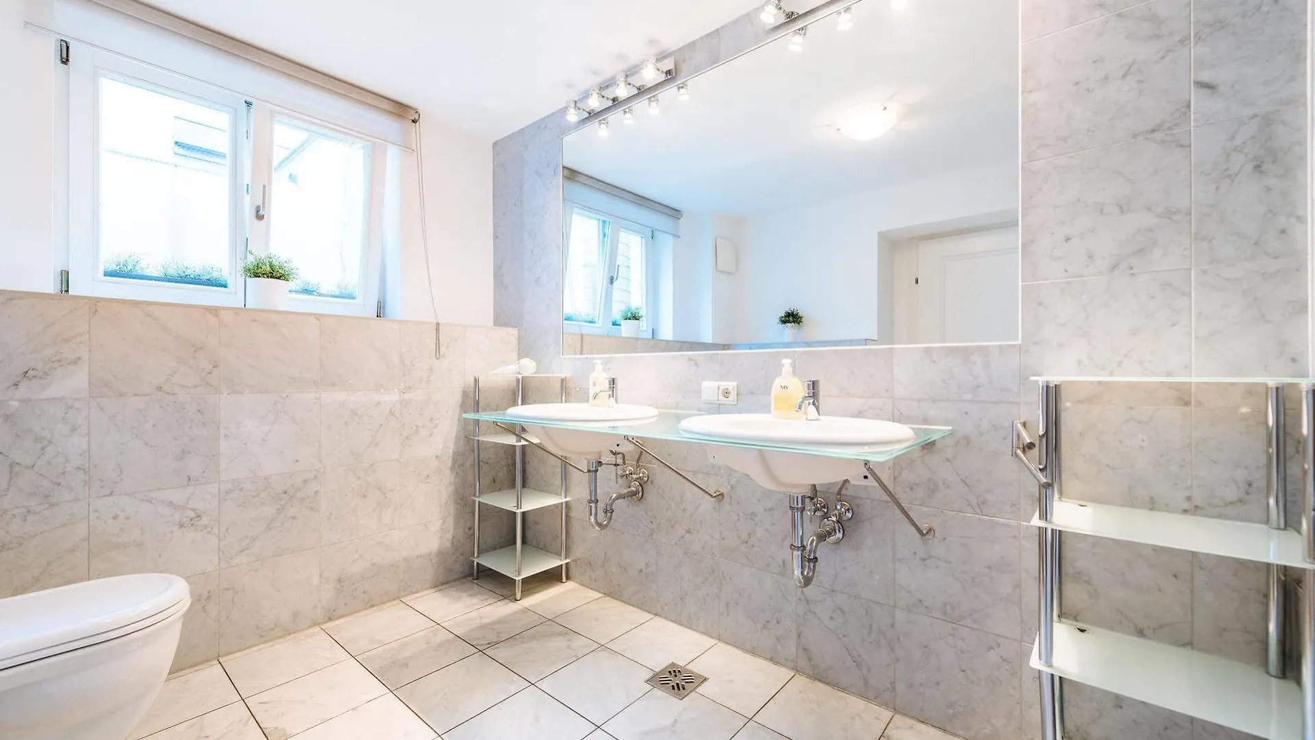 Duschel Apartments Vienna Austria